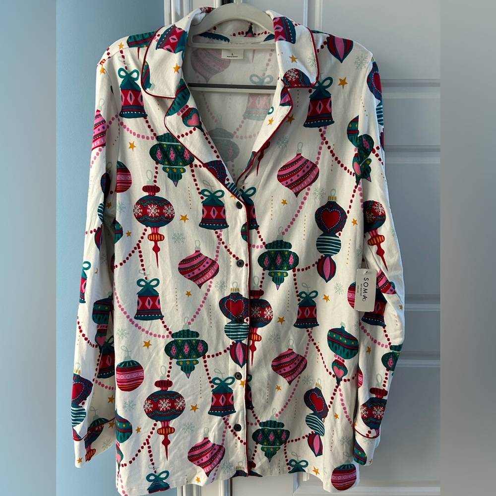 NWT SOMA pajama top size large.